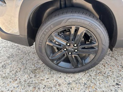 New 2026 Chevrolet Trax ACTIV w/ Sunroof Package FWD image 10