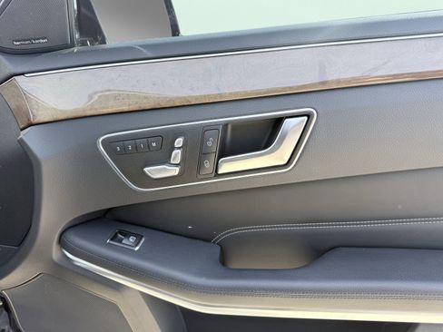Used 2014 Mercedes-Benz E 350 Sedan image 28