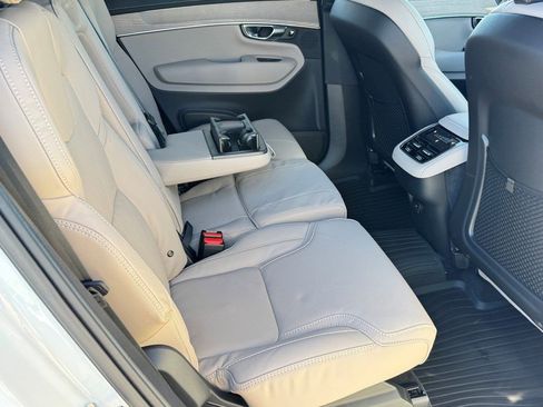 New 2026 Volvo XC90 B6 Ultra w/ Protection Package Premier AWD/4WD image 14