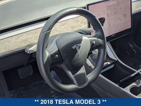 Used 2018 Tesla Model 3 Long Range RWD image 21
