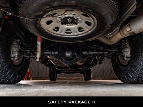 Used 2021 Chevrolet Silverado 2500 LTZ w/ LTZ Plus Package image 14