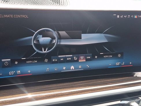 Used 2024 BMW X7 xDrive40i AWD/4WD image 18