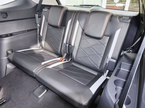 New 2026 Volkswagen Atlas Peak Edition image 18