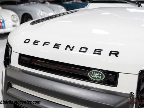 Used 2023 Land Rover Defender 110 S AWD/4WD image 13