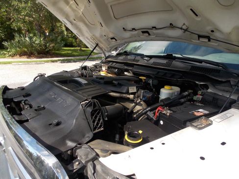 Used 2011 RAM 3500 ST RWD image 22