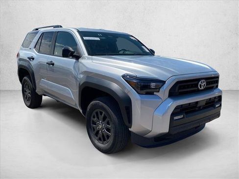 Used 2025 Toyota 4Runner SR5 AWD/4WD image 20