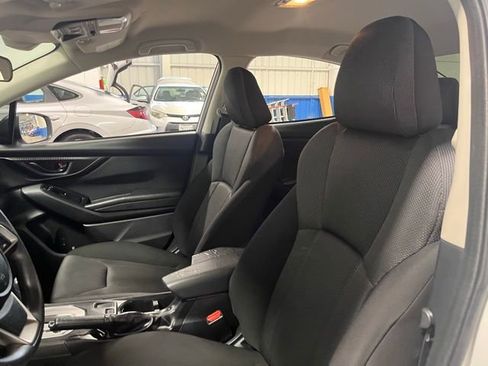 Used 2019 Subaru Impreza 2.0i w/ Eyesight image 23