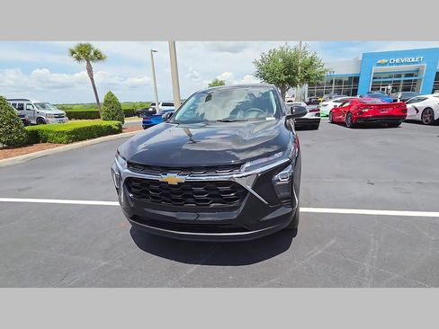 New 2026 Chevrolet Trax LS FWD image 22