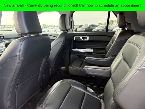 Used 2023 Ford Explorer XLT w/ Equipment Group 202A image 8