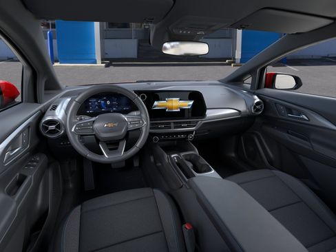 New 2026 Chevrolet Equinox EV LT w/ Comfort Package AWD/4WD image 39