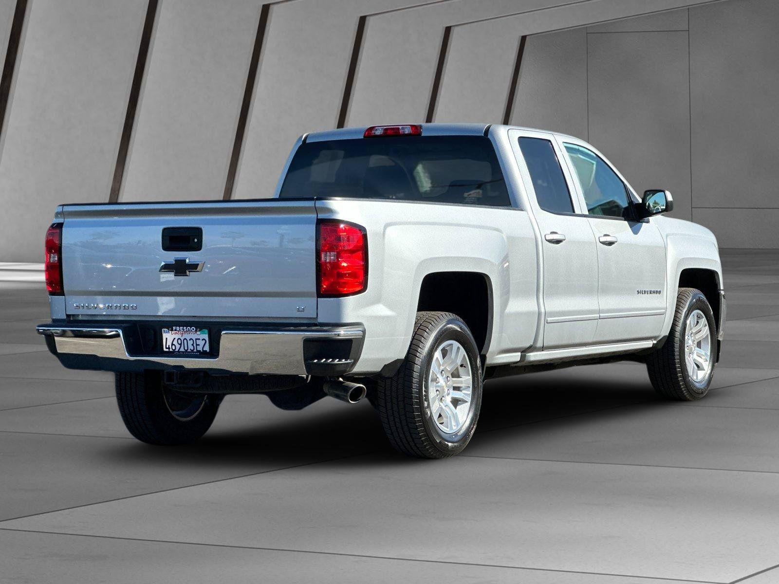 Used 2017 Chevrolet Silverado 1500 LT w/ All Star Edition RWD image 4