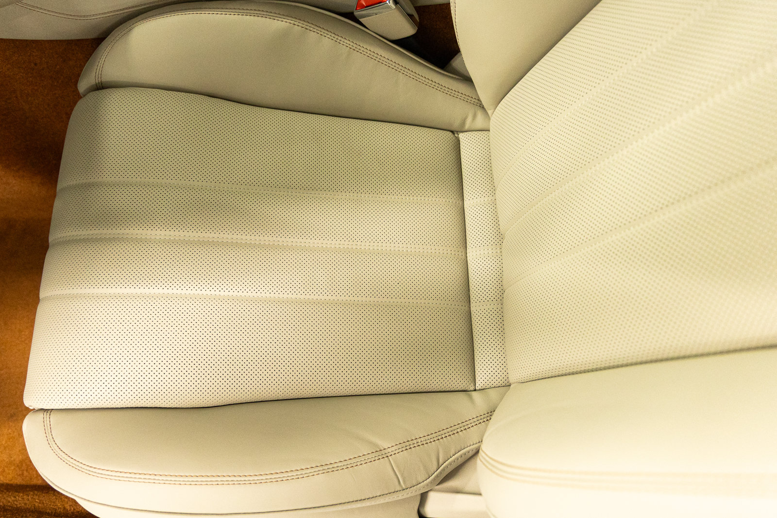 Used 2026 Bentley Flying Spur V8 AWD/4WD image 39