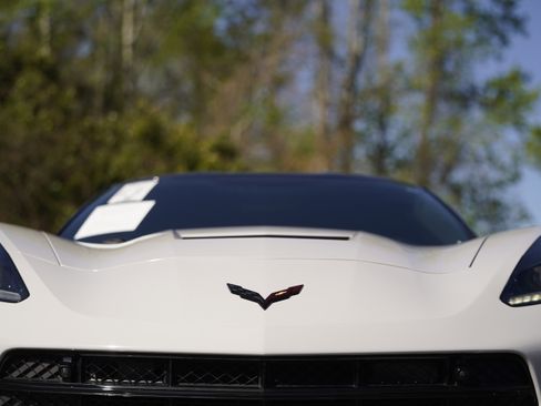 Used 2018 Chevrolet Corvette 2LT w/ 2LT Preferred Equipment Group image 37