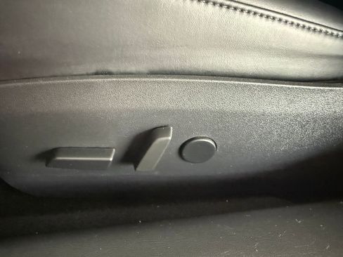 Used 2018 Tesla Model 3 Long Range image 13