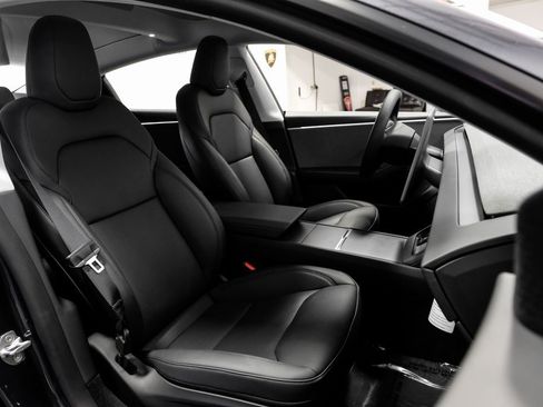 Used 2025 Tesla Model 3 Long Range image 34