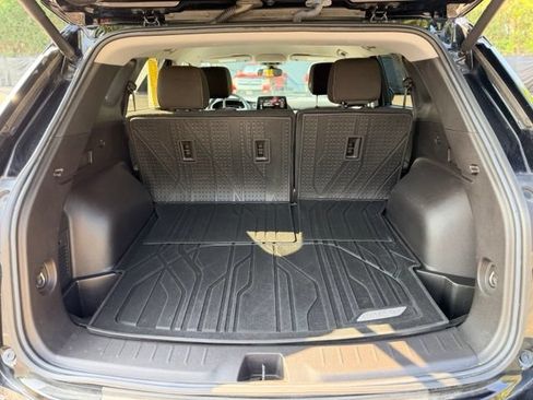 Used 2024 Chevrolet Blazer LT w/ Convenience Package FWD image 25