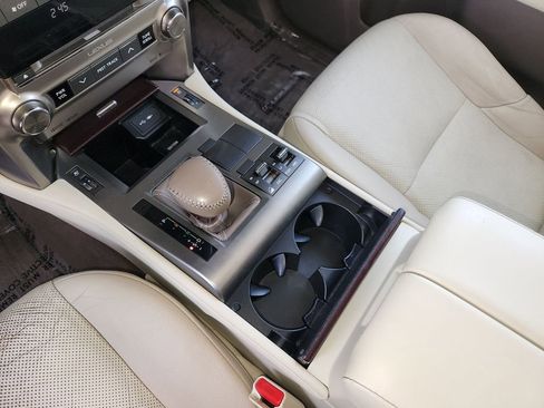 Used 2014 Lexus GX 460 w/ Premium Package image 24