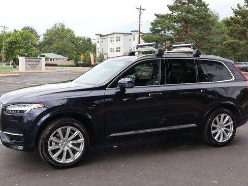 Used 2017 Volvo XC90 T6 Inscription w/ Vision Package AWD/4WD image 10
