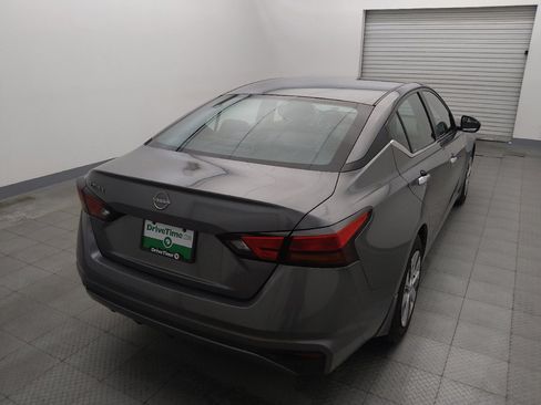 Used 2023 Nissan Altima 2.5 S FWD image 7