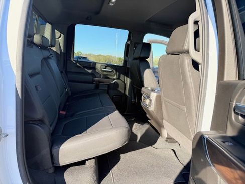 Used 2023 GMC Sierra 2500 SLT w/ SLT Premium Package image 20