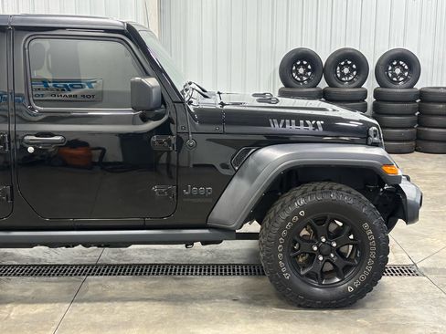 Used 2021 Jeep Wrangler Unlimited Willys image 27