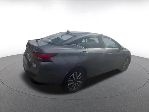 Used 2025 Nissan Versa SV FWD image 15