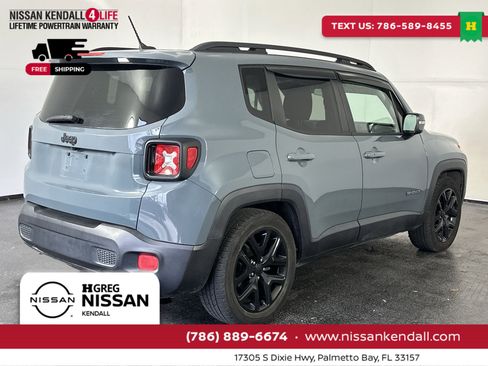 Used 2017 Jeep Renegade Altitude image 11