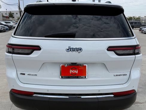 Used 2022 Jeep Grand Cherokee L Limited AWD/4WD image 8