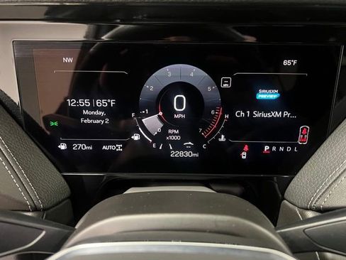 Used 2025 GMC Yukon XL Denali image 28