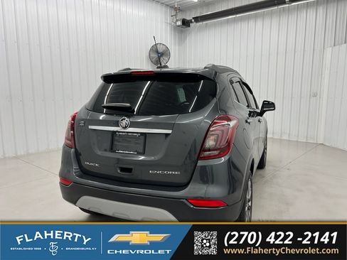 Used 2018 Buick Encore Preferred FWD image 3