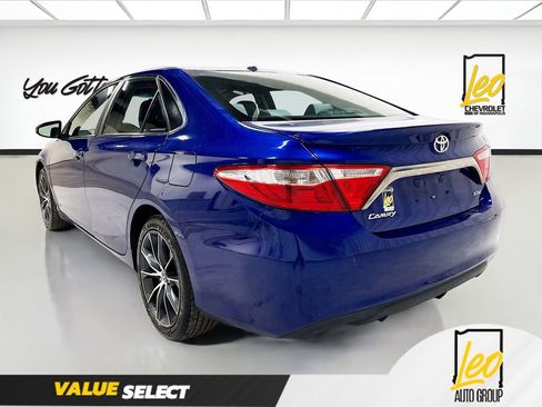 Used 2016 Toyota Camry XSE FWD image 7
