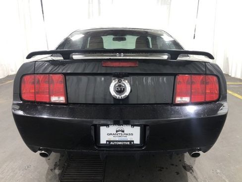 Used 2007 Ford Mustang GT Premium image 4
