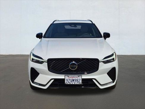 Used 2026 Volvo XC60 B5 Plus w/ Protection Package Premier AWD/4WD image 2