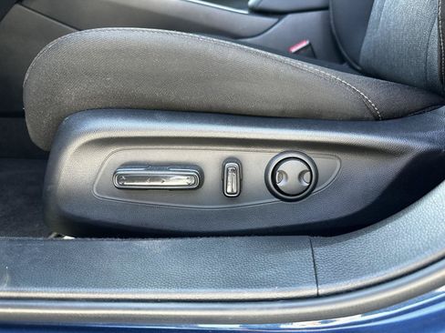 Certified 2023 Honda Accord EX image 8