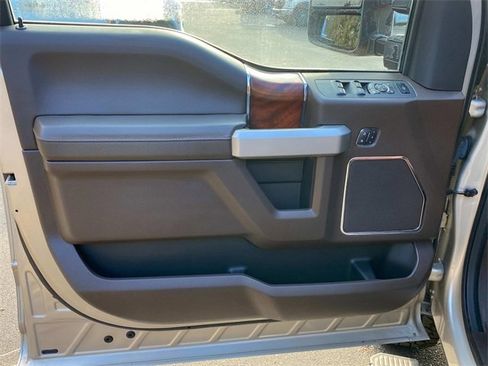 Used 2018 Ford F250 King Ranch w/ King Ranch Ultimate Package image 12