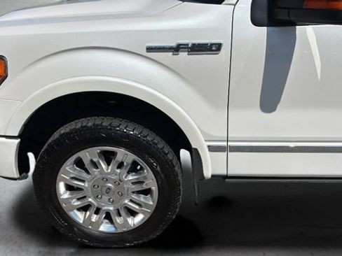 Used 2011 Ford F150 Platinum AWD/4WD image 40