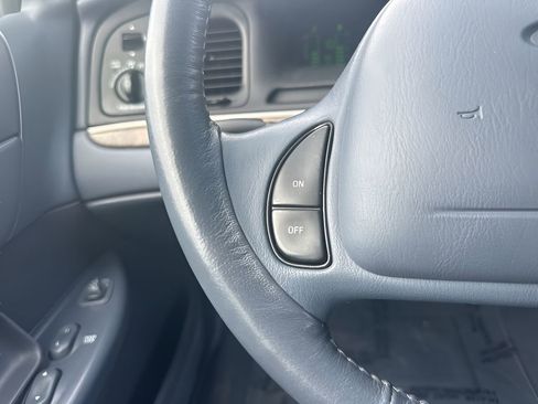 Used 1998 Ford Crown Victoria LX image 15