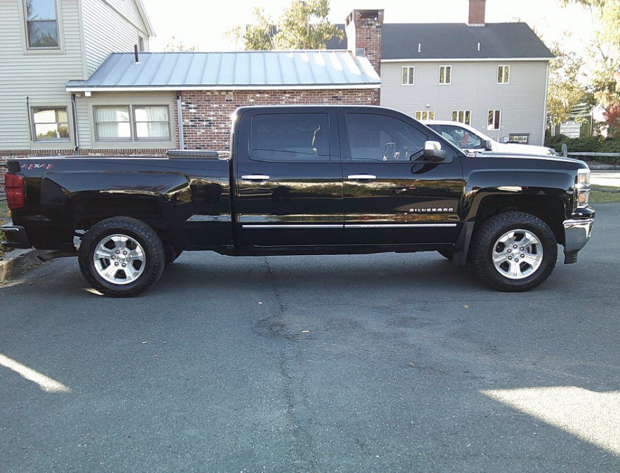 Used 2014 Chevrolet Silverado 1500 LTZ Z71 w/ LTZ Plus Package AWD/4WD image 8