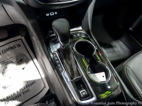 Used 2023 Chevrolet Equinox Premier image 30