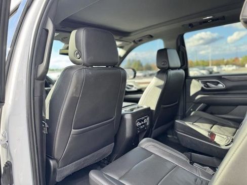 Used 2021 Chevrolet Tahoe Z71 w/ Z71 Signature Package image 18