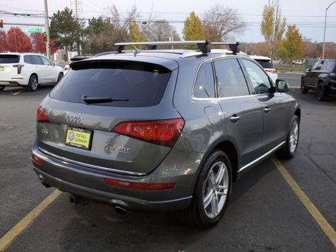 Used 2017 Audi Q5 2.0T Premium Plus w/ Technology Package image 5