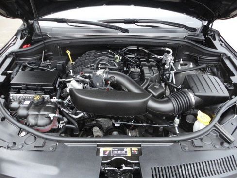 Used 2024 Dodge Durango GT image 25