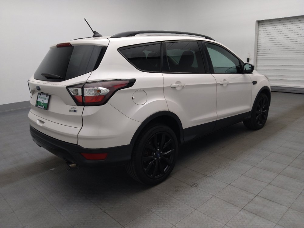 Used 2018 Ford Escape SE w/ SE Sport Appearance Package AWD/4WD image 10