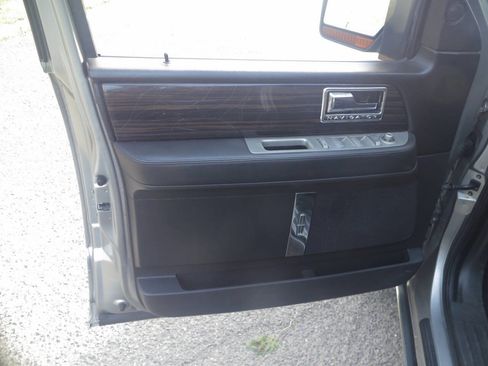 Used 2008 Lincoln Navigator L 4WD image 18