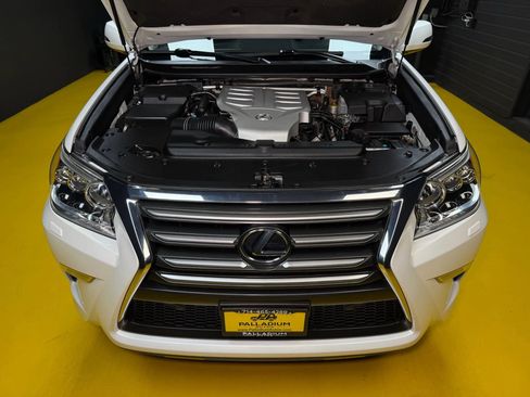 Used 2014 Lexus GX 460 w/ Premium Package image 55