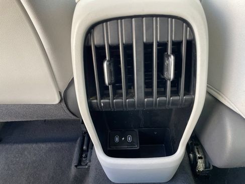 Used 2024 Hyundai Kona SEL FWD image 20