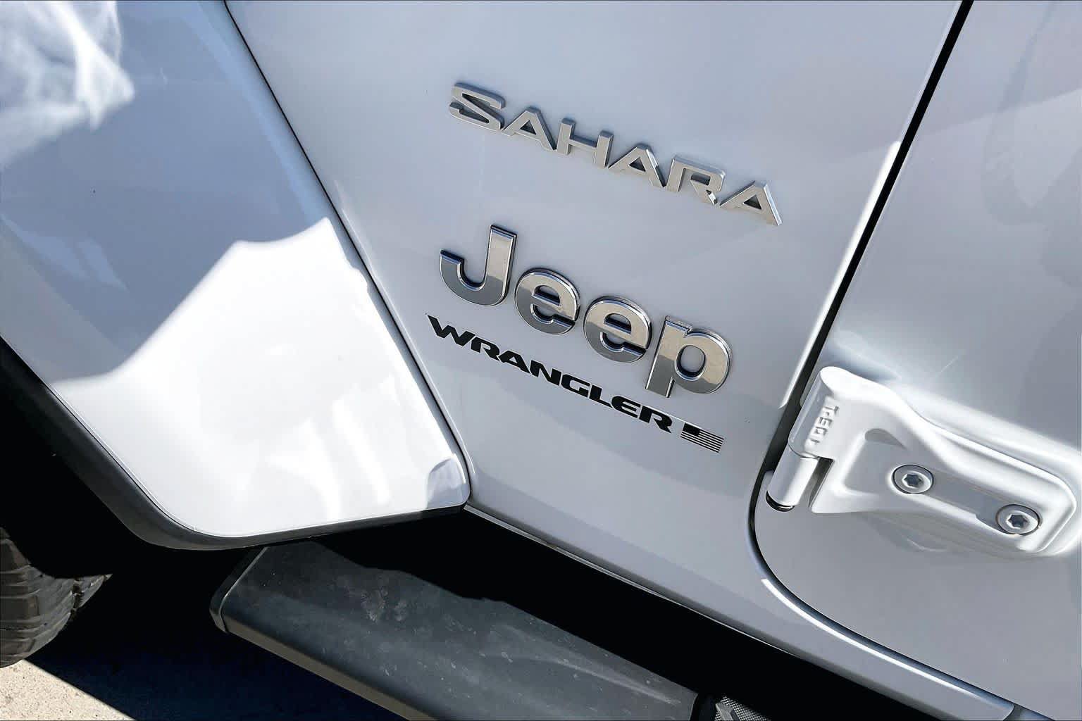 Used 2024 Jeep Wrangler Unlimited Sahara AWD/4WD image 30