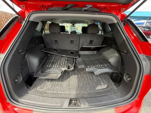 Used 2023 Chevrolet Blazer LT w/ LPO, Floor Liner Package FWD image 8