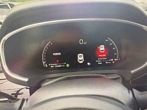 Used 2024 Acura MDX FWD w/ Technology Package image 5