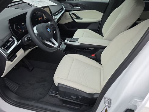 New 2026 BMW X1 xDrive28i w/ Convenience Package image 8